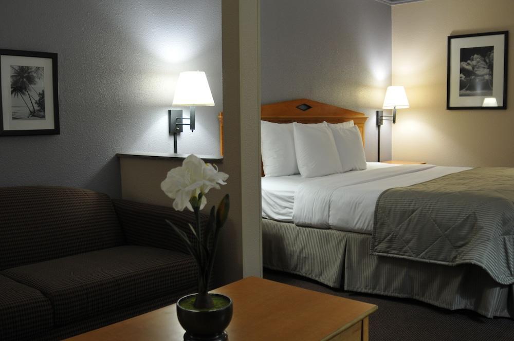 Maingate Garden Inn Kissimmee Eksteriør billede