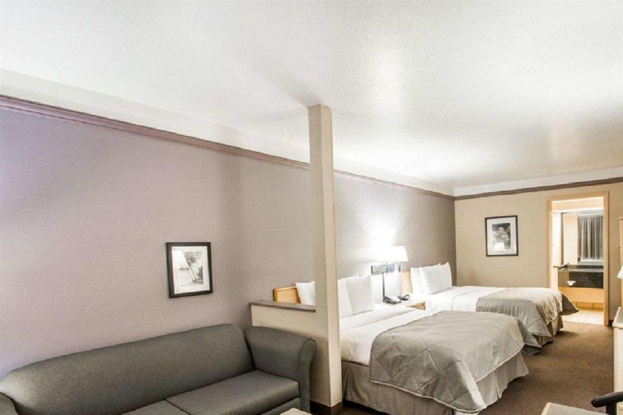 Maingate Garden Inn Kissimmee Eksteriør billede