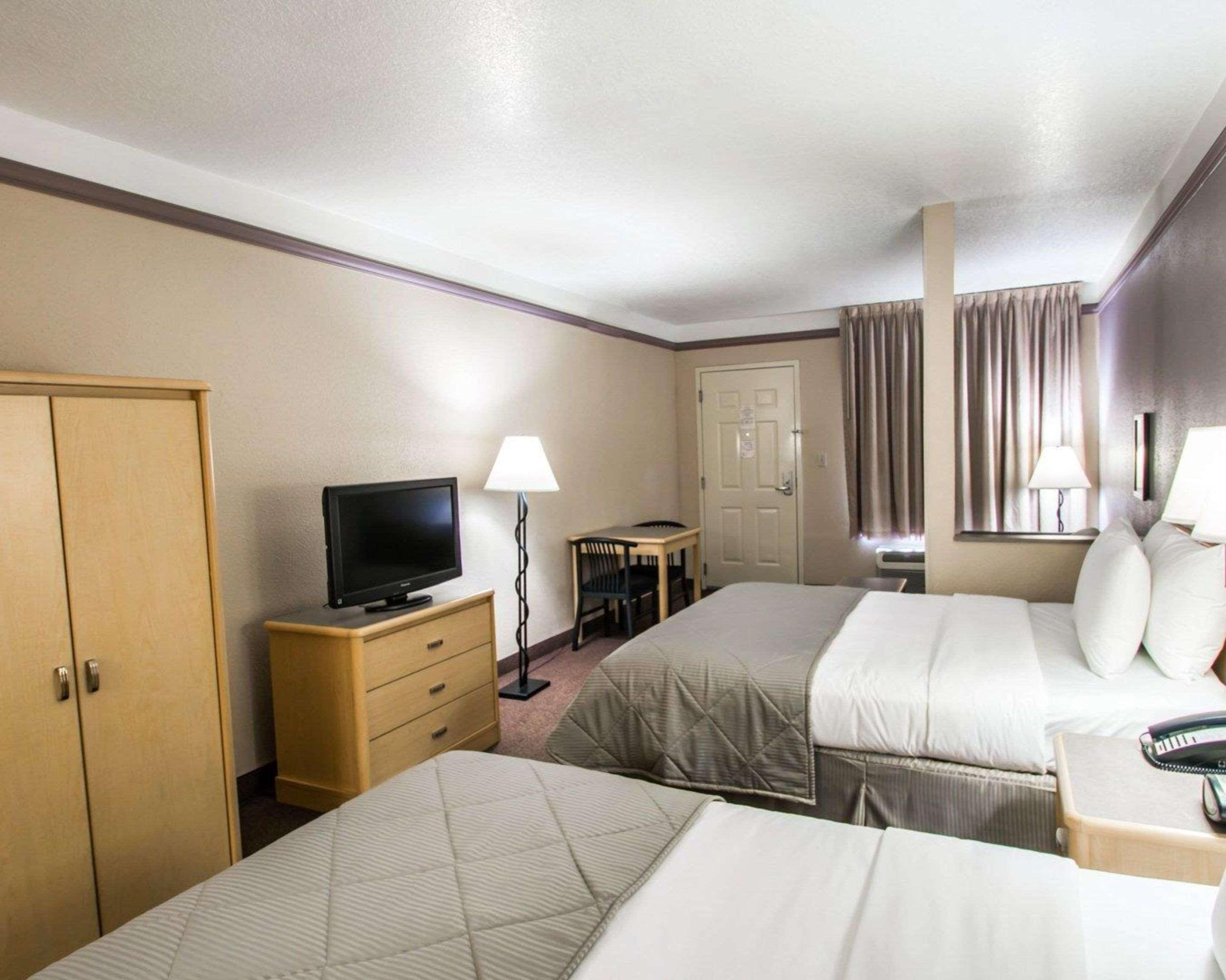Maingate Garden Inn Kissimmee Eksteriør billede