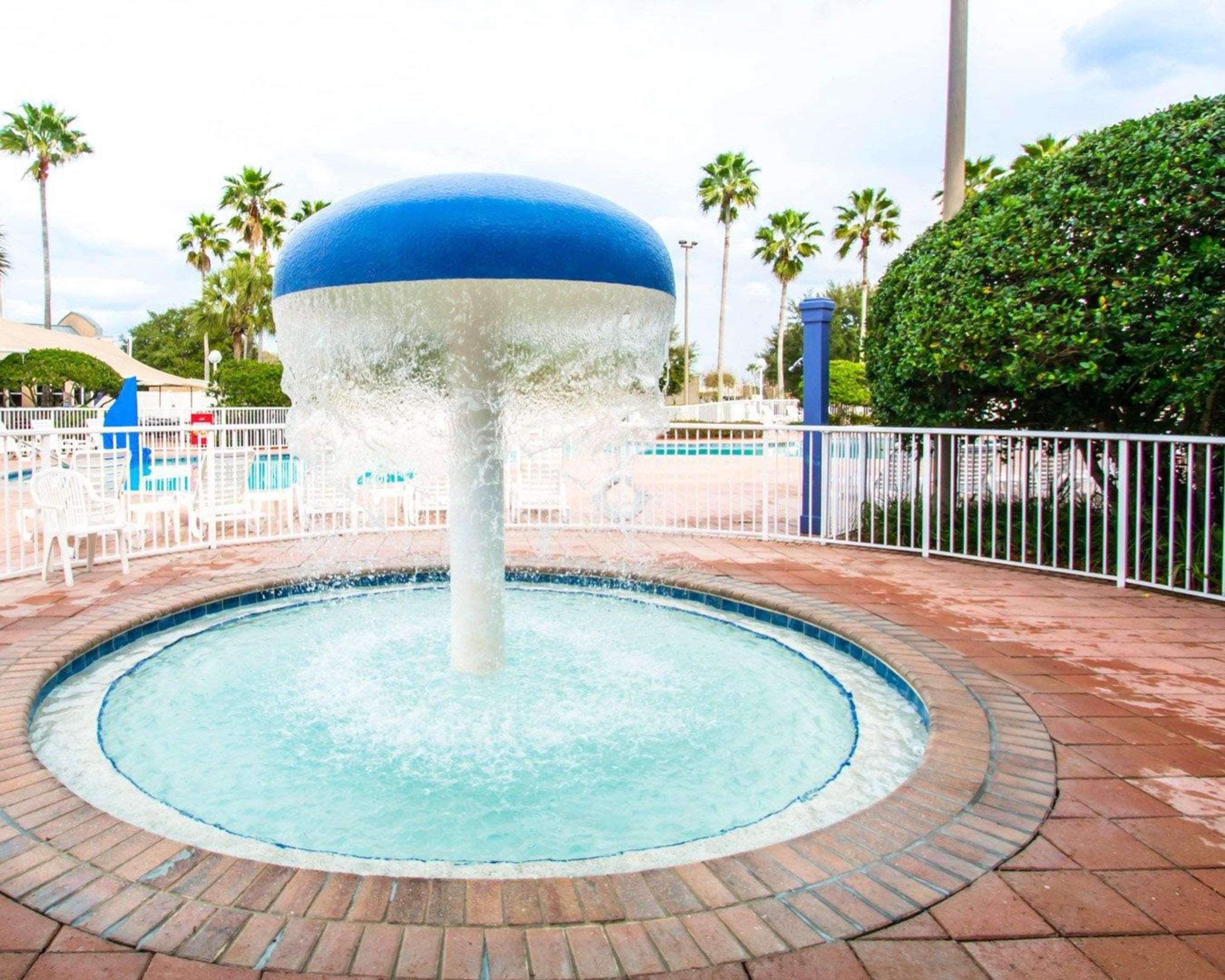 Maingate Garden Inn Kissimmee Eksteriør billede