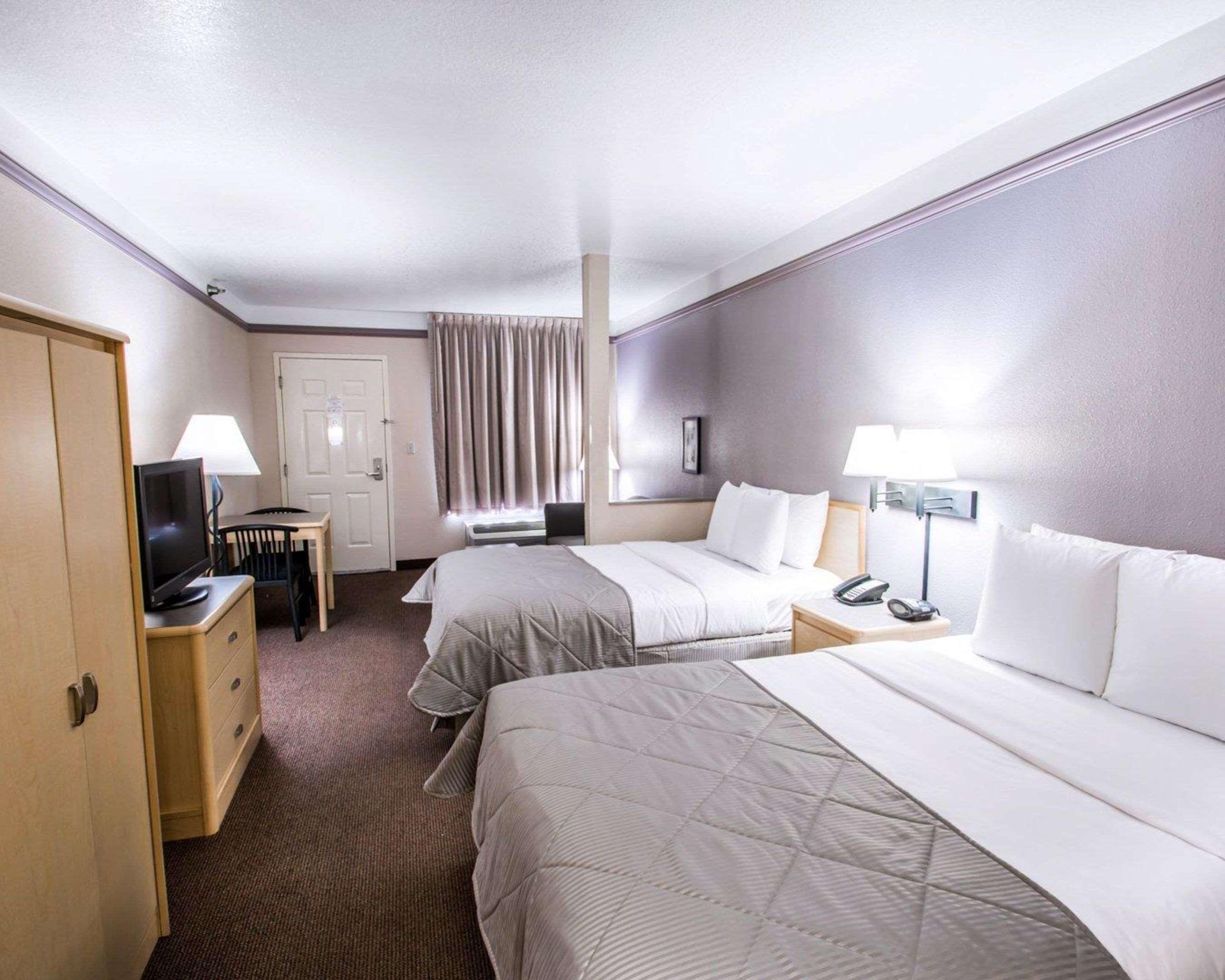 Maingate Garden Inn Kissimmee Eksteriør billede