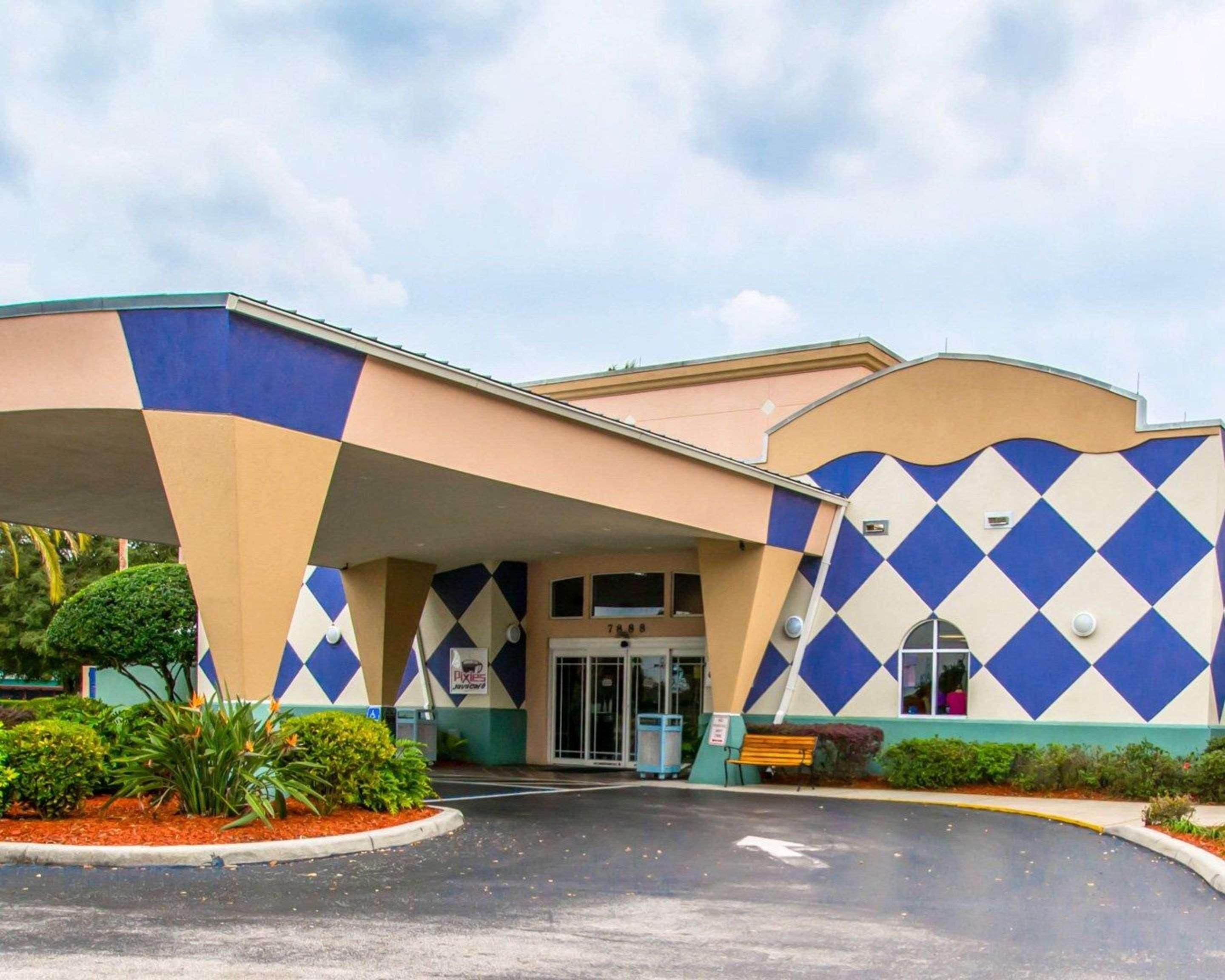 Maingate Garden Inn Kissimmee Eksteriør billede